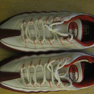 Nike Aimax sz 11 white red